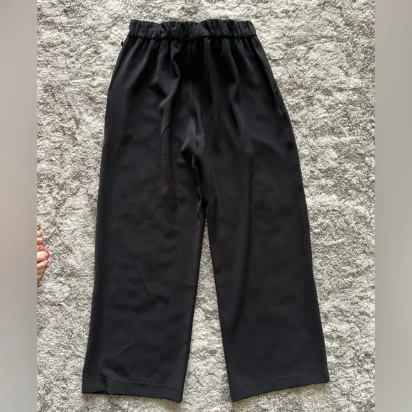 Lululemon Noir wide leg pants - Picture 3 of 4